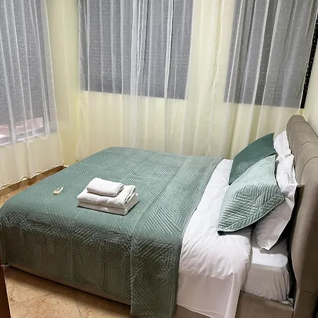 Διαμέρισμα Downtown Penthouse Τίρανα