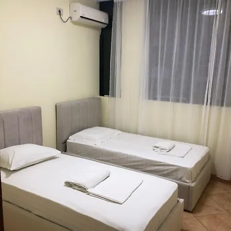 Διαμέρισμα Downtown Penthouse Τίρανα
